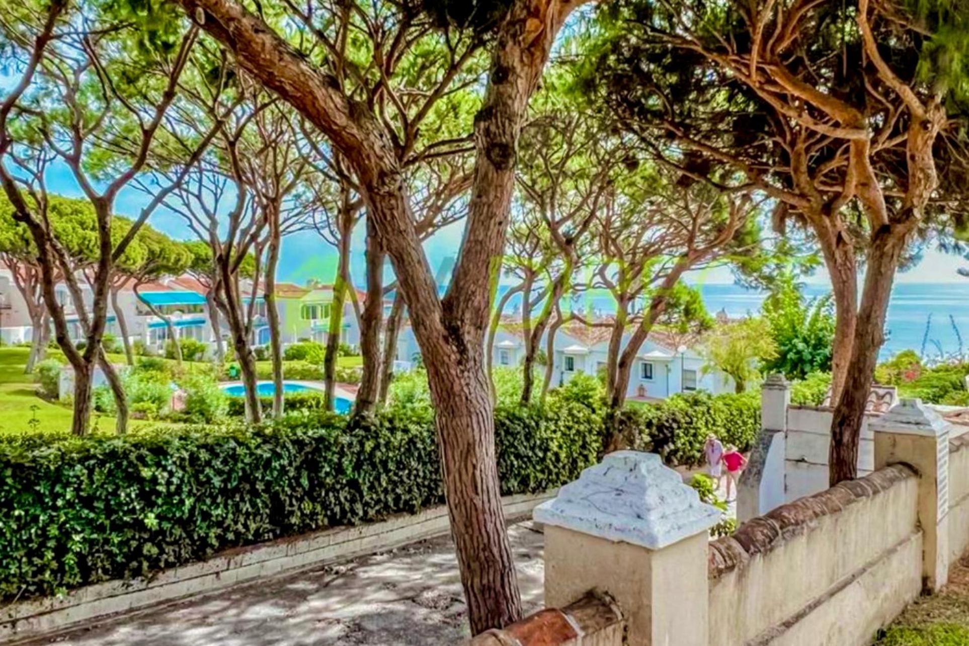 Mijas Costa - Beachside Apartment-B Sitio de Calahonda Luaran gambar