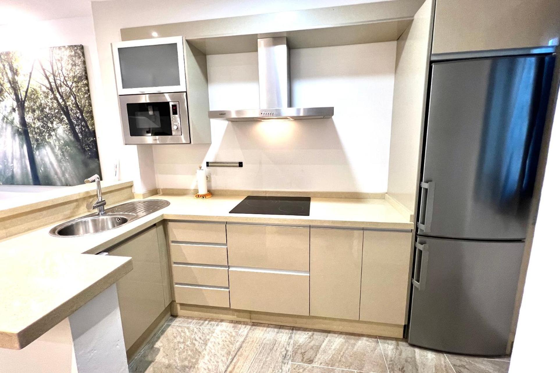 Mijas Costa - Beachside Apartment-B Sitio de Calahonda Luaran gambar